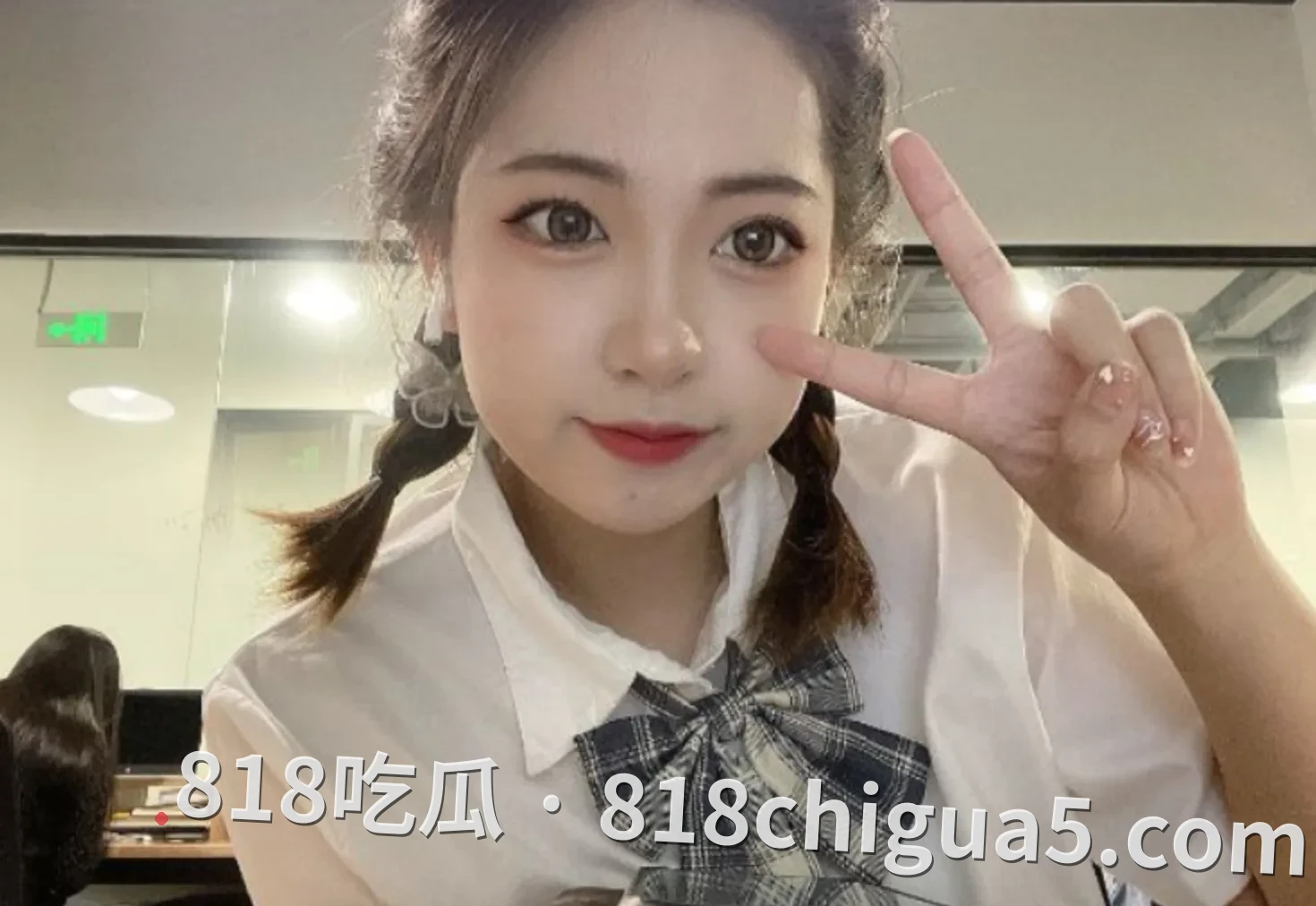 河北怀来天通苑幼师 康英琪 sm圈内大尺度私拍流出 跪地接烟灰卑微侍奉 屁股写骚话被狂操淫叫 三洞齐开母狗属性爆棚