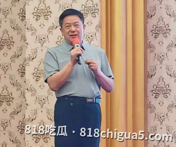 抖音热搜大瓜!华南理工教授刘定平被曝搞大女学生肚子,怀孕三个月不负责,家长上门讨要说法,曝光人渣行径!