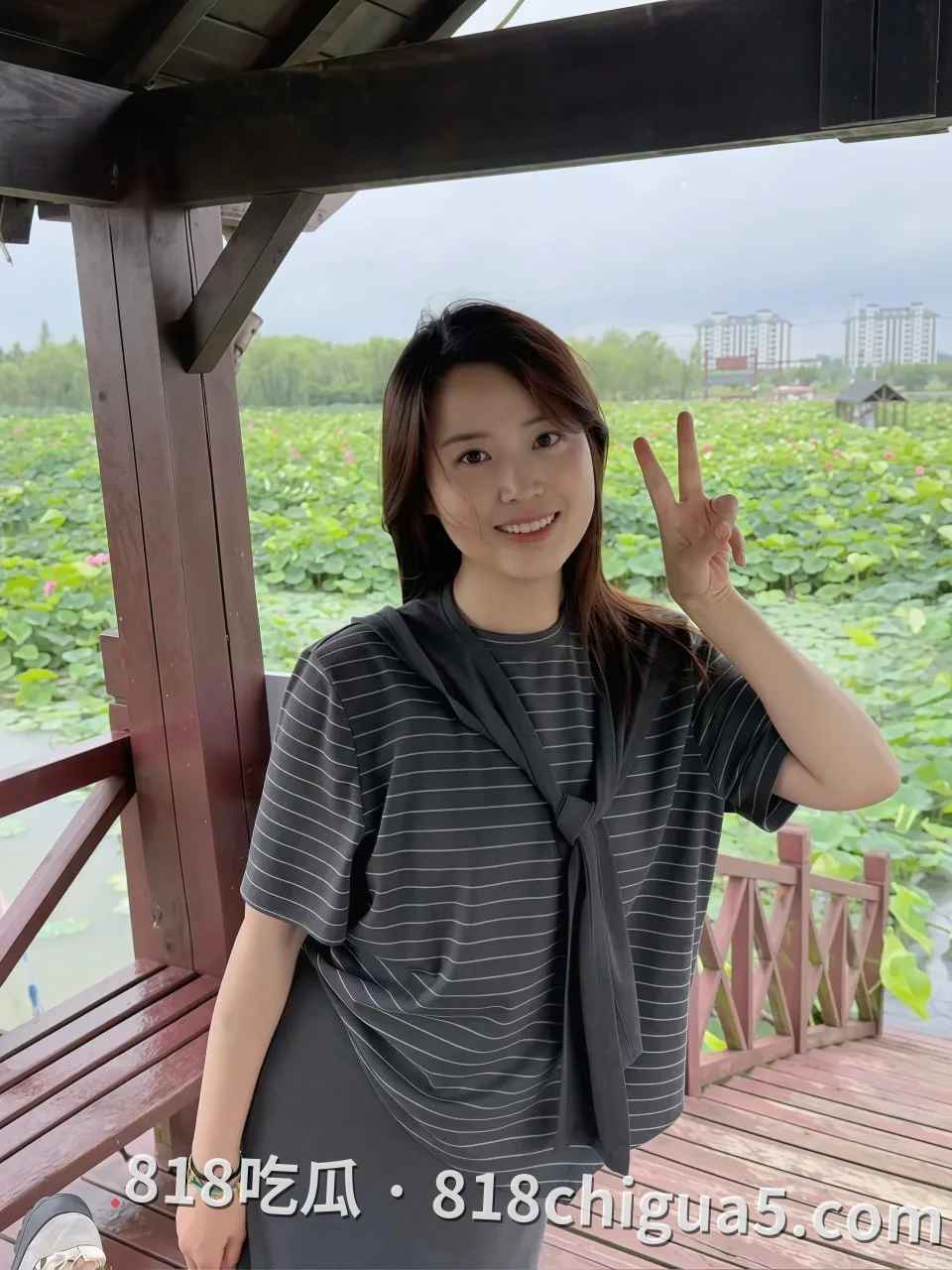 国产真实乱伦大瓜！成都小姨妈周琴敏与外甥淫秽视频流出！名义上的姨妈、私底下的鸡巴套子，四年同居天天口交无套内射，背德感拉满！