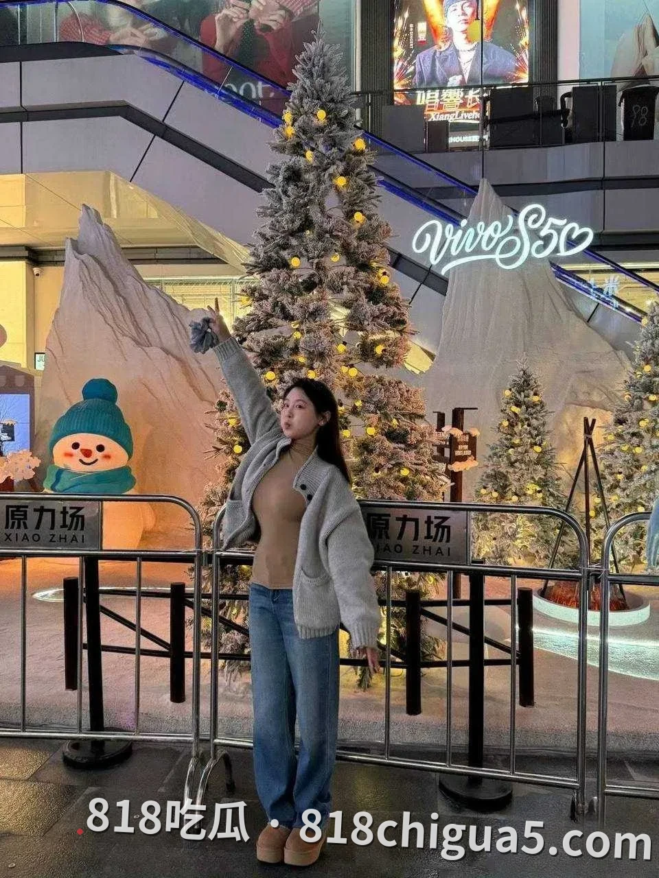 百万级微胖女网红白桃乌龙茶早期黑料曝光彻底塌房!被金主大哥3个嘉年华顺利拿下,主动狗爬翘起屁股被无套抽插内射中出!