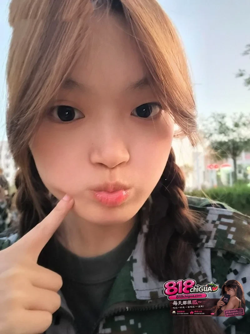 榆林能源科技职业学院25级反差母狗倪得莉!恋爱期间约炮网友,各种打桩姿势疯狂输出,柔软身躯被操到死去活来!