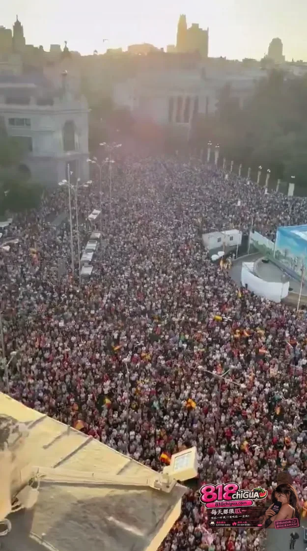 “休达不出售!”西班牙移民危机引爆全国抗议,首相桑切斯深陷上台最大危机