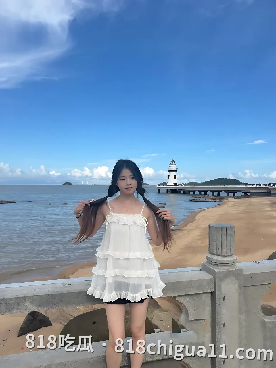 威海高校美女学生李夏萌偷拍视频曝光!冷漠女大学生在校外被男友啪啪,全程面无表情因为小鸡巴不够给力,无法让骚逼到达高潮。