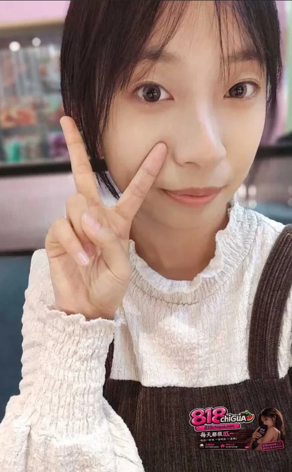 河南郑州大奶妹黄晨瑶真实情侣性爱视频流出酒店骑乘后入画面淫靡至极