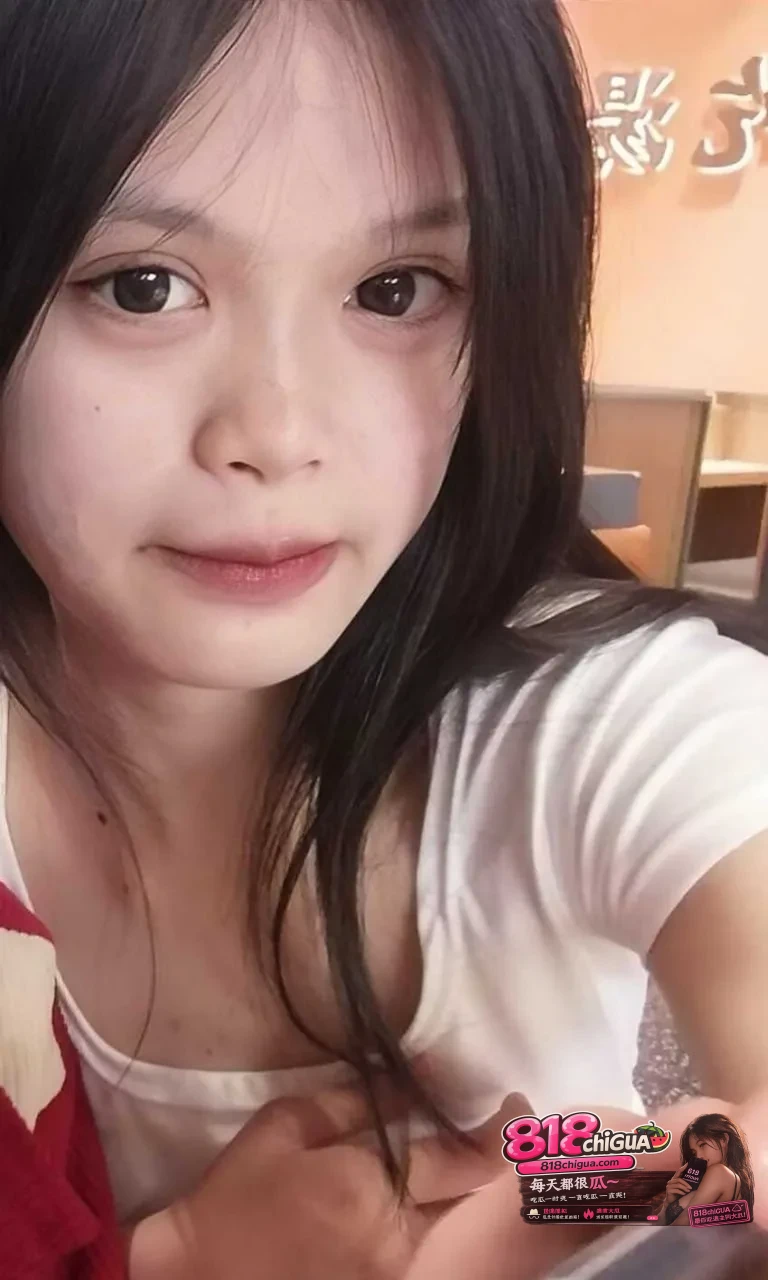 广西大学艺术系06年母狗 杨金香 约炮裸聊视频流出 浴室无套深插高潮迭起 表面清纯女神私下骚的很