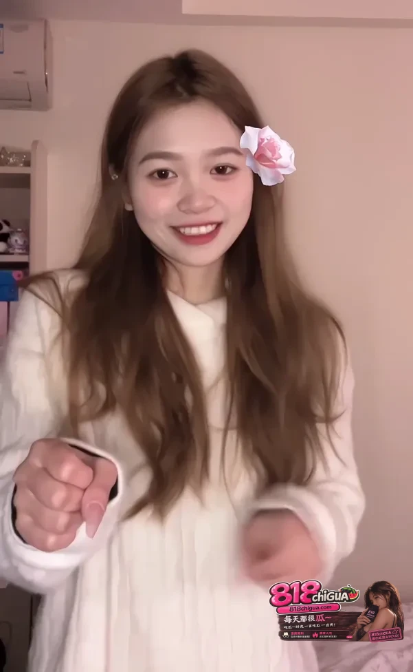 厦门甜美少妇反差婊赵欣惠紧致蜜穴被猛插喷白浆爆操到眼神迷离浪叫连连