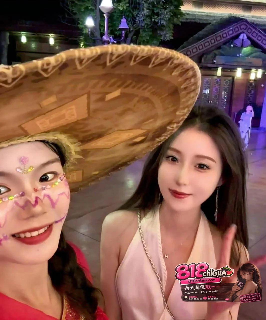 哈尔滨极品女神小小酥与男友不雅自拍视频全网曝光!露脸实拍口交吃鸡,女上位坐骑扭腰榨干男友精液!