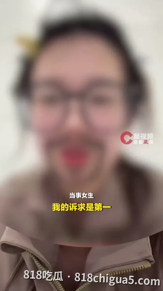 4岁男童被指摸臀,父母坚称“跑步误触”拒道歉:一桩“熊孩子”纠纷为何闹上法庭?