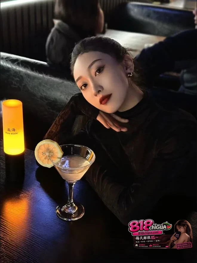表面为人师表,私下性瘾难掩!东北师大文学院讲师赵婉清与男友性爱视频不慎泄露 ,酒店私会跪舔肉棒展示超绝口技!
