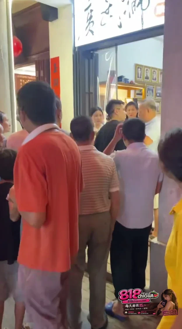公共场所公然猥亵?碰上硬核年轻人,这回“坏人变老了”也没用!