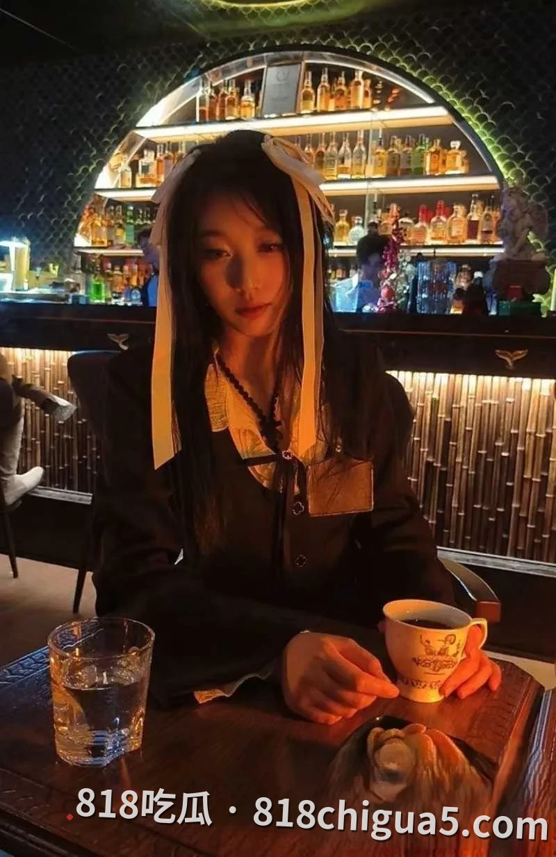 主人的任务必须完成 北理工校花徐嘉懿楼梯间被金主爆操视频