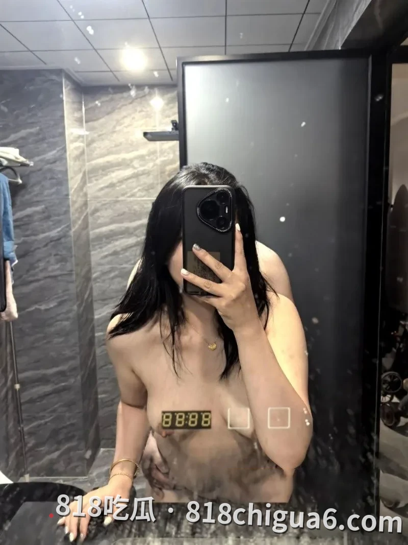 江苏南京白领人妻赵远英打炮视频泄密！在家中成为欲望俘虏，主动女上位榨精服务，粉嫩蜜穴被粗暴撞击直到泛滥成灾。