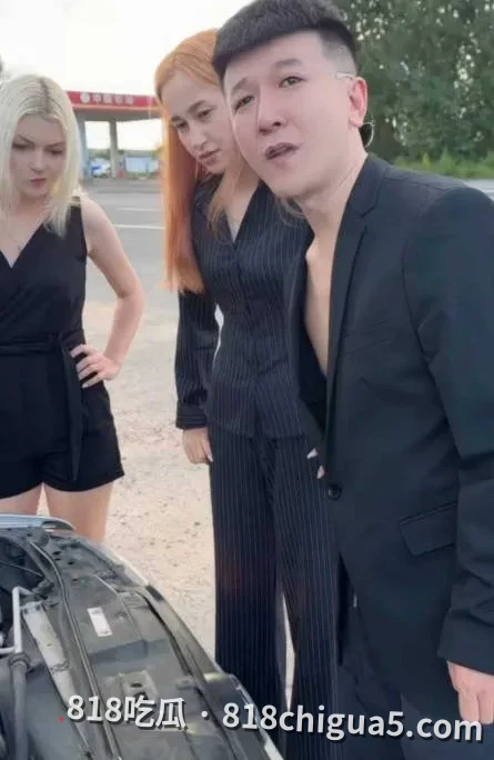 快手百万粉网红一哥脱口秀直播自曝出轨!与465万粉女主播乐宝宝暧昧黑历史全盘脱出,网友深扒曝光淫秽视频!