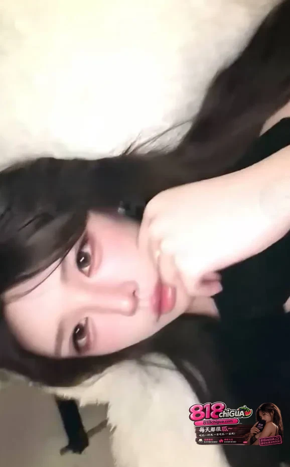 上海顶身材高颜值女神【爱丽】大尺度自拍合集视频流出!诱惑裸舞,炮击自慰,尽显放荡本性!