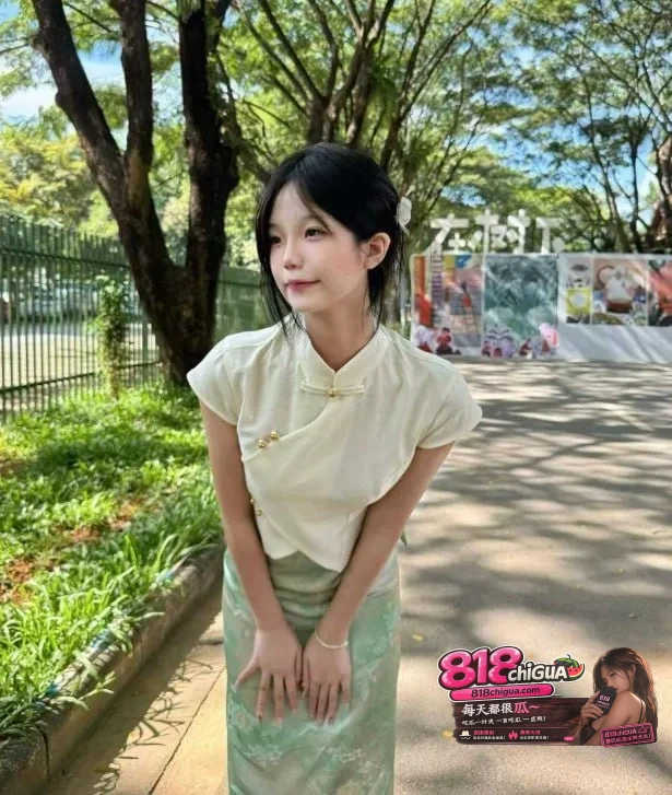 抖音58万粉高颜值网红藤藤菜因私密福利视频流出被官方永久封号自慰肛交视频流出迅速爆火福利姬身份坐实!