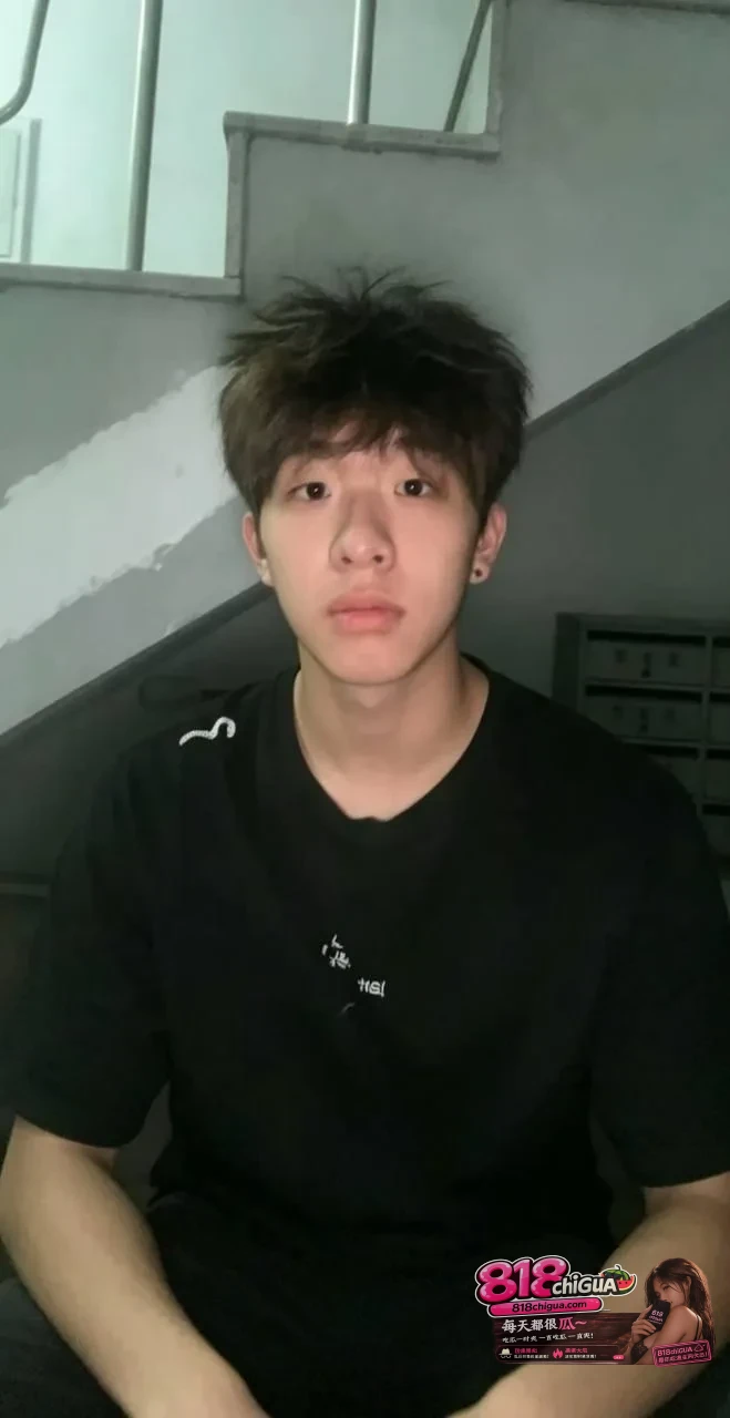 校园海王实至名归!沈阳体育学院大三男生张博尧性丑闻曝光,撒网撩骚约炮脚踩多船,多名女性联名曝光不雅视频全网声讨!
