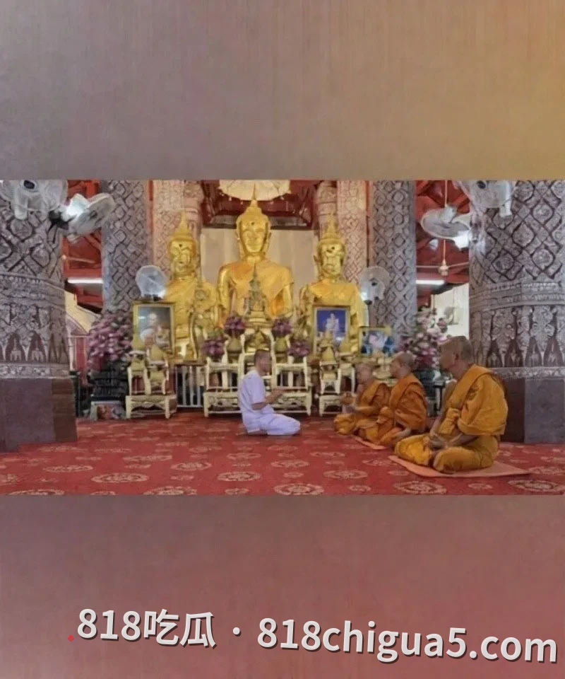 泰国大城府普泰萨旺寺住持阿赞初偷吃女信徒视频被扒 当街让母狗跪舔大鸡巴 吸到精液横流嘴角