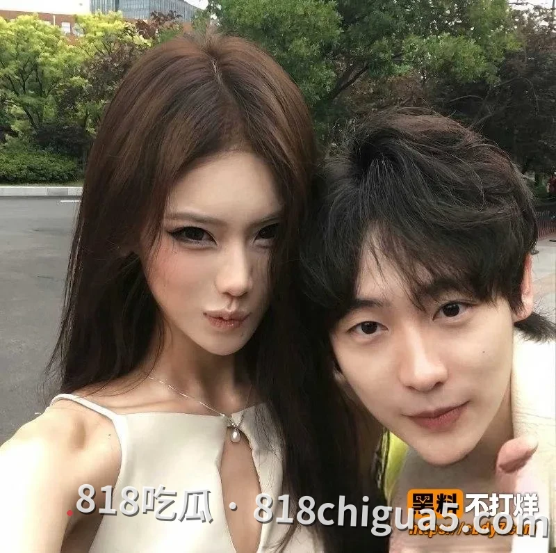 复旦大学网红李湘瑞知三当三被原配Daicy发现 男主只好亲口承认劈腿 床上打炮视频被扒出 亲眼看着自己调教的母狗是怎么发骚的