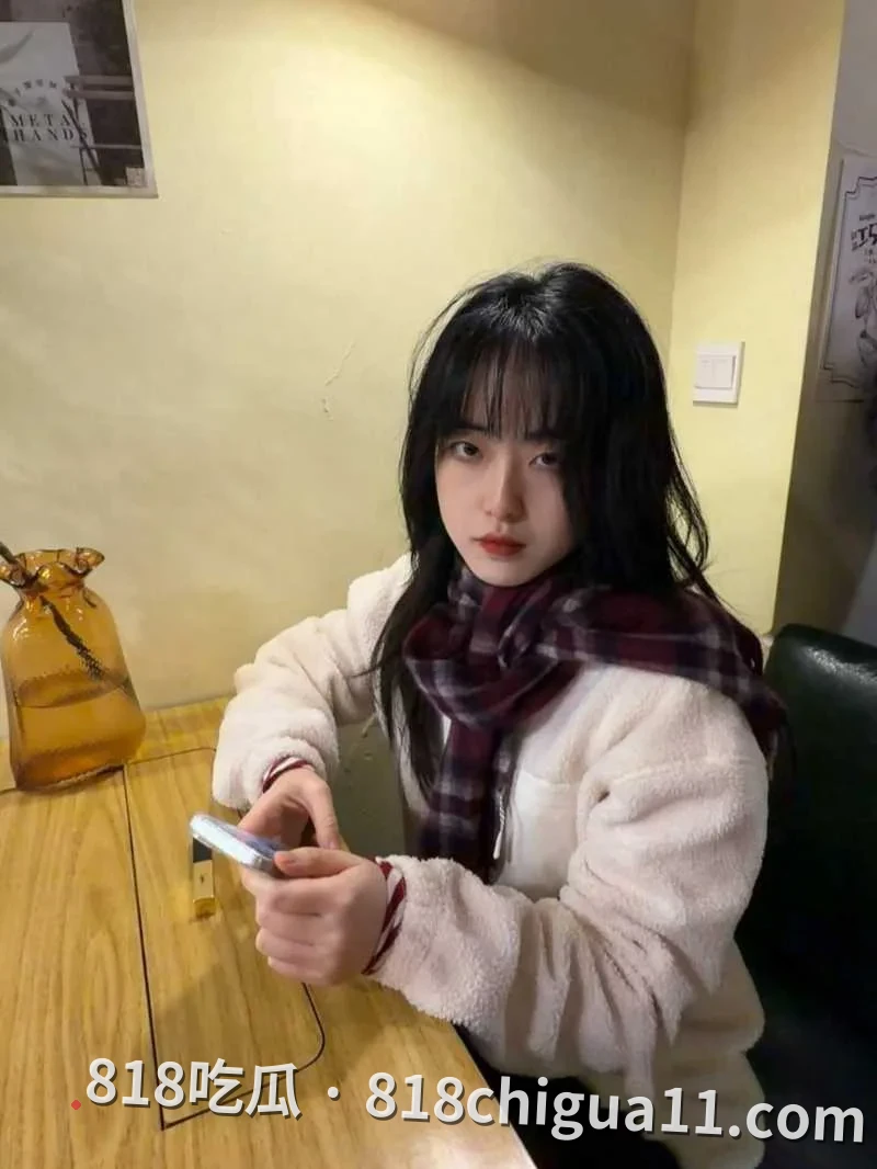 海南海口清纯女大学生江秋雅被渣男玩弄调教!逐渐沦为欲望的专属性奴,还拍摄大量私密视频记录过程
