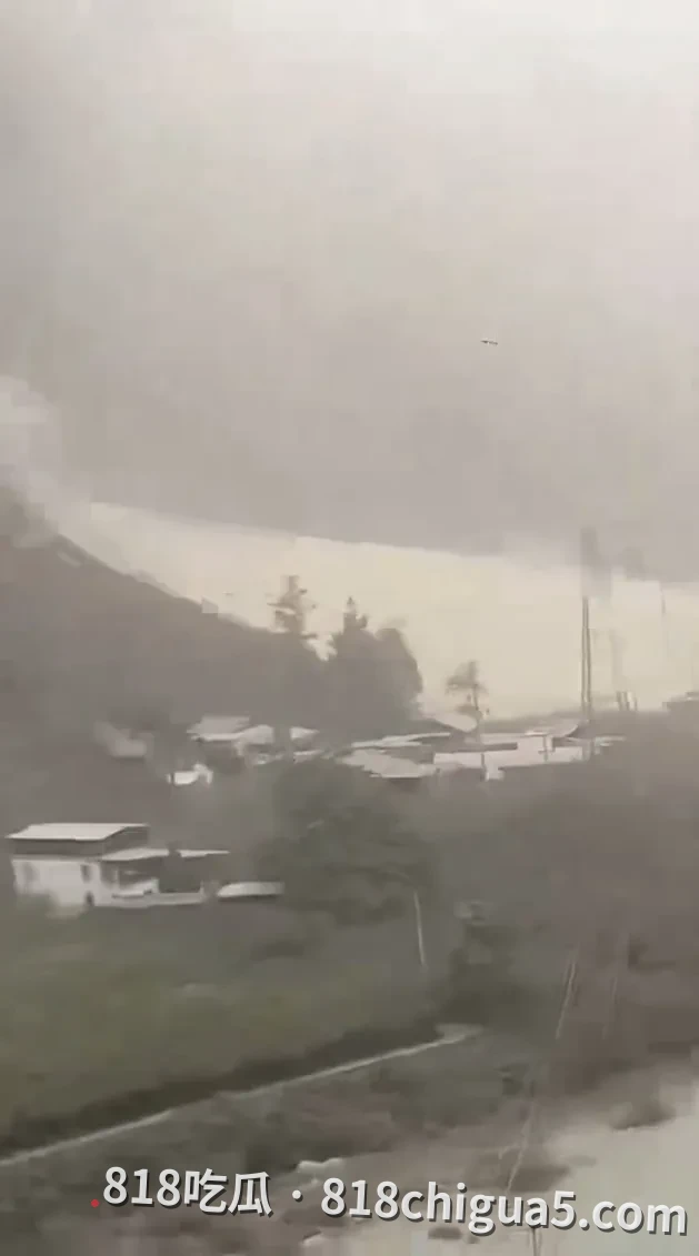 虚惊一场却惊心动魄：四川茂县叠溪镇发生大型山体滑坡，岷江一度受阻分流，161名群众提前转移实现零伤亡