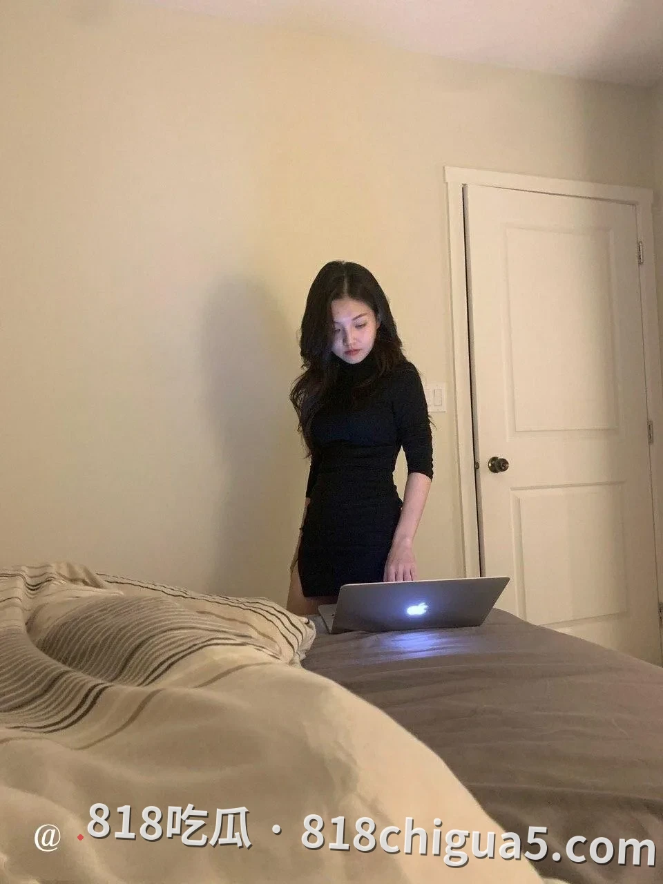 加拿大留学生酒店性爱视频流出!高颜值甜妹被渣男背叛跪地口交无套后入,反差欲望拉满