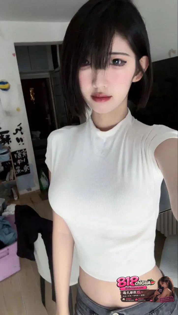 抖音60万粉丝高颜值网红行简6月福利合集泄露!假鸡巴跳蛋双管齐下自慰劲爆视频爆出