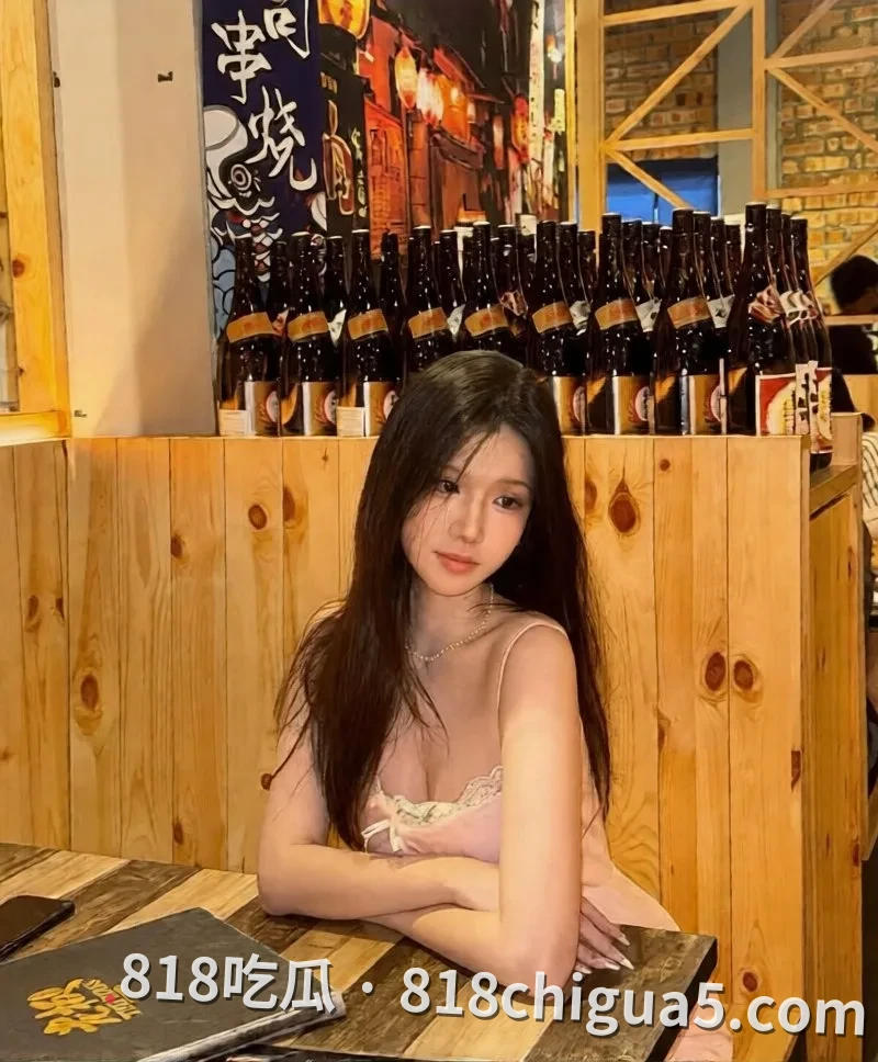 网红御姐慧欣被男友SM调教狗链锁脖抽打肥臀 无套狠操双穴看点拉满！