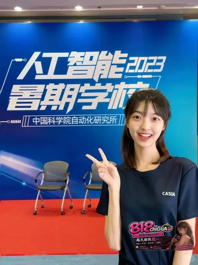 武大再现学术妲己郭雨欣!科研全靠男友扛,背刺里却出轨北理小奶狗,男友全网曝光私生活黑料怒撕渣女!