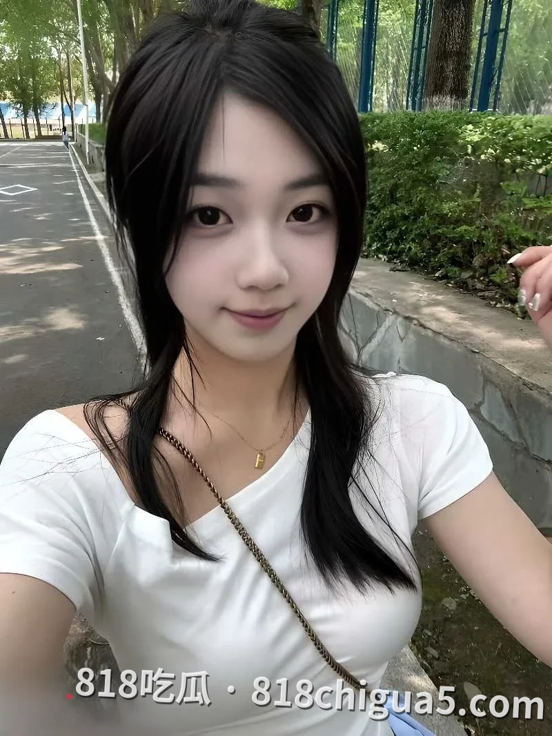 东北师范大学王涵被男友调教 深喉吞精 身穿黑丝被男友无套猛输出