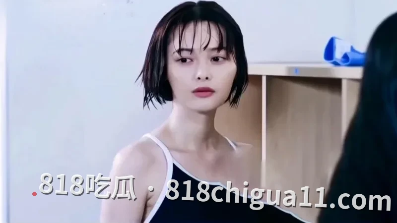 日本当红女星玉城蒂娜私密写真曝光! 高清无码影片中跪地服侍巨屌,口交细嗦眼神中充满渴望,后入被肏骚穴浪叫声不断。