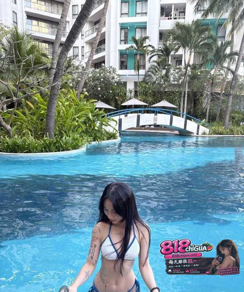 擦边哪有下海好 快手小网红肠肠早期下海视频