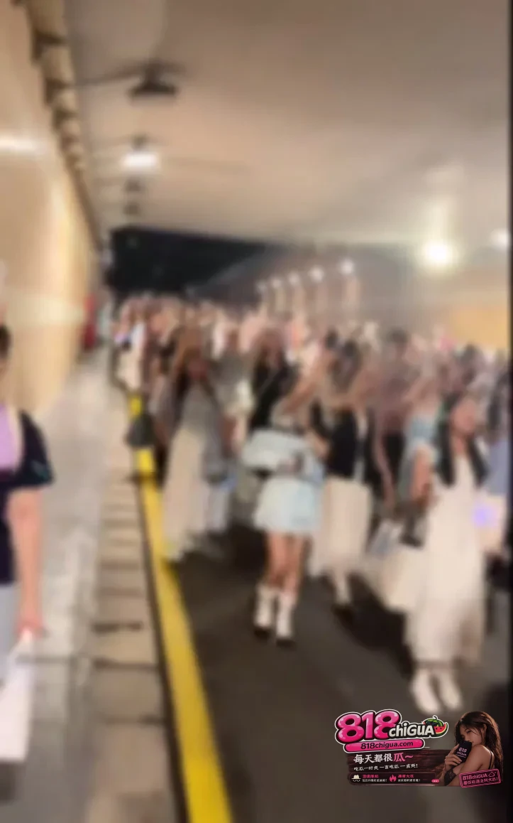 暑假尾巴狂欢!重庆、广州被追星女孩占领,开学后还能收心学习吗?