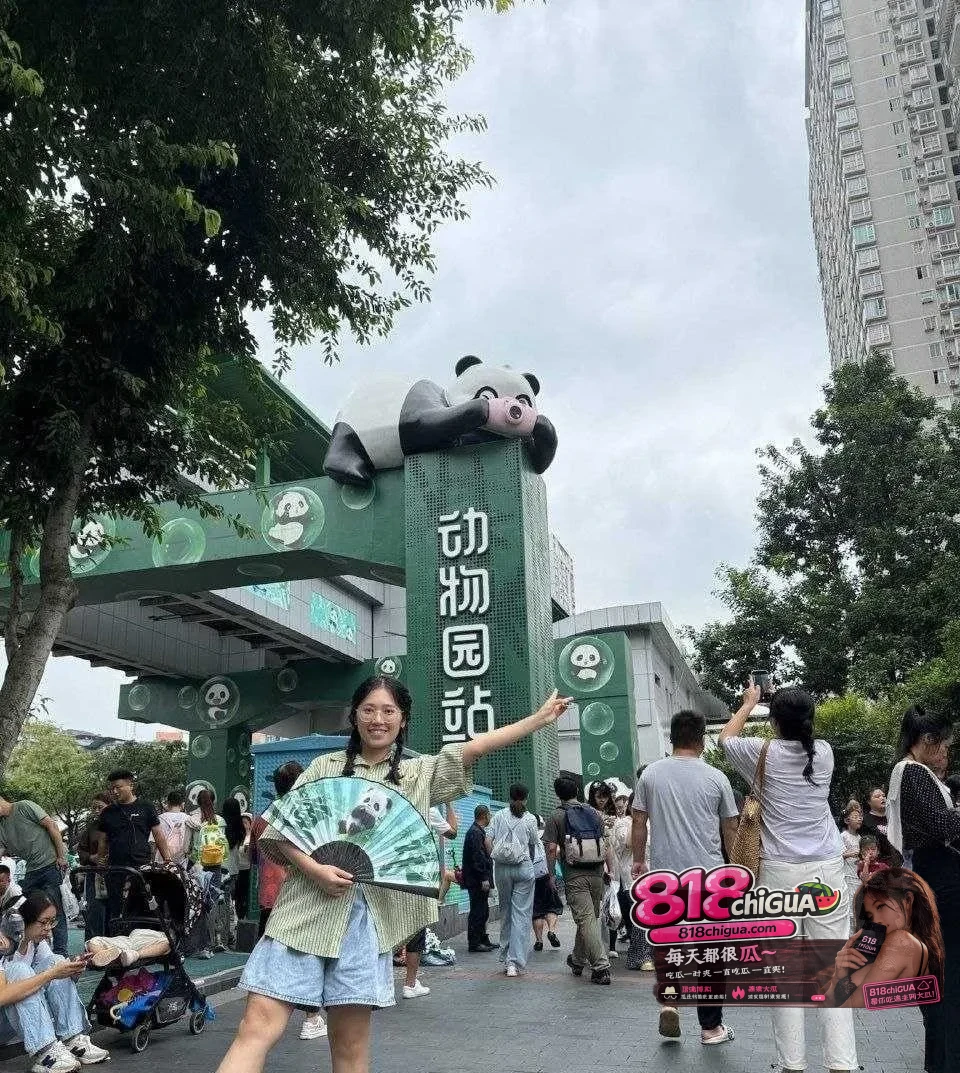 广西南宁体制内人妻陈茹冰25岁性爱视频曝光看着文静的她 私下口爆骑乘骚浪无比和现任在一起之前被三个人操过