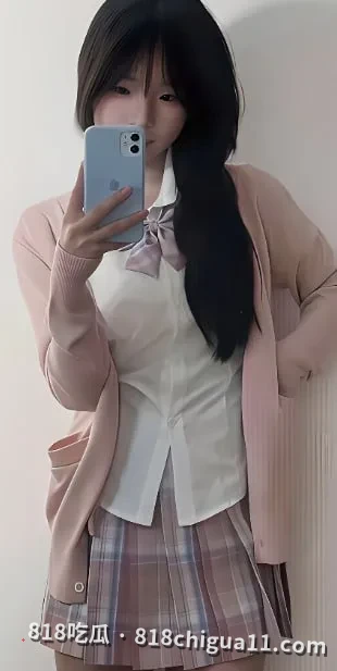 瓜友投稿 极品高颜值母狗张晓琴性爱视频曝光!深夜直播诱惑带着跳蛋连麦求约炮 ,自己掰开小穴展示粉嫩骚逼,高潮状态让所有男人欲罢不能。