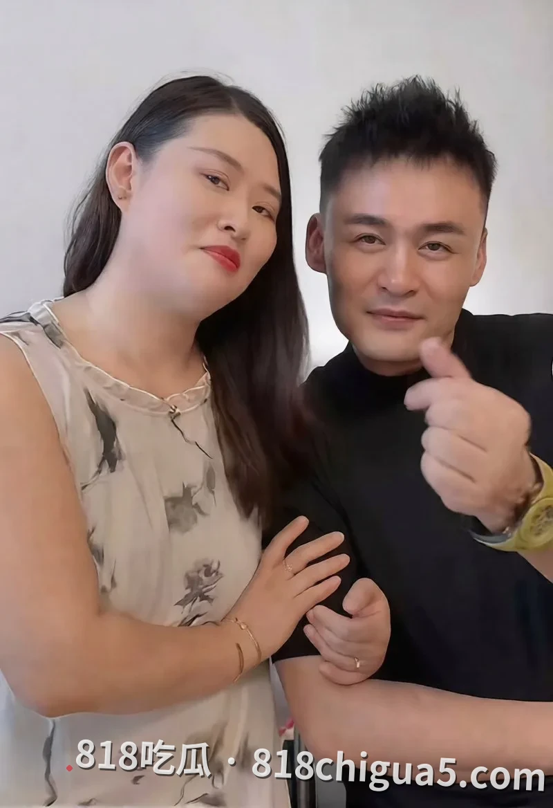 陕西网红座山雕捧老婆与男网红炒CP被绿,假戏真做拍淫片网友赐名武大雕