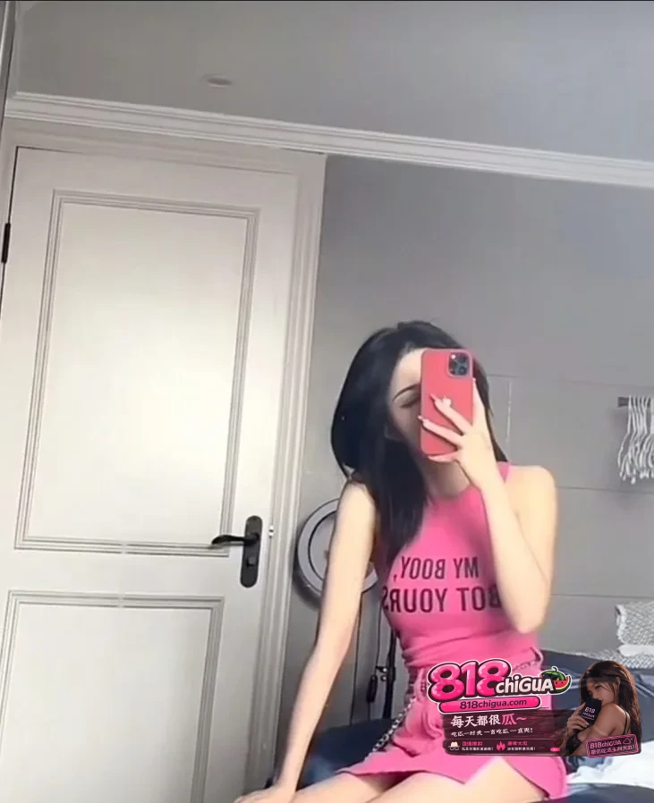 抖音极品高颜女神听我碎碎念脱衣裸舞及其惊艳超有感觉玲珑剔透的身材及其魅惑诱人最后彩蛋自慰秀