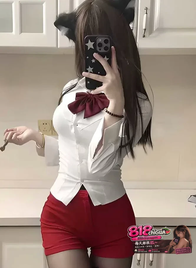 安徽清纯小网美冯嘉诺裸聊私密曝光变身爆乳浪女自慰揉穴露出挑逗骚浪反差