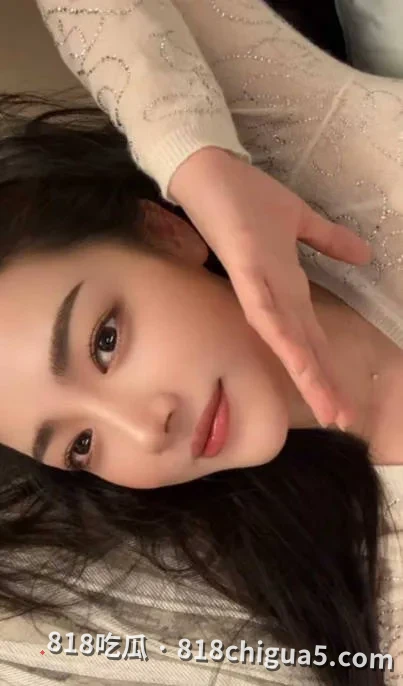 快手百万粉网红一哥脱口秀直播自曝出轨!与465万粉女主播乐宝宝暧昧黑历史全盘脱出,网友深扒曝光淫秽视频!