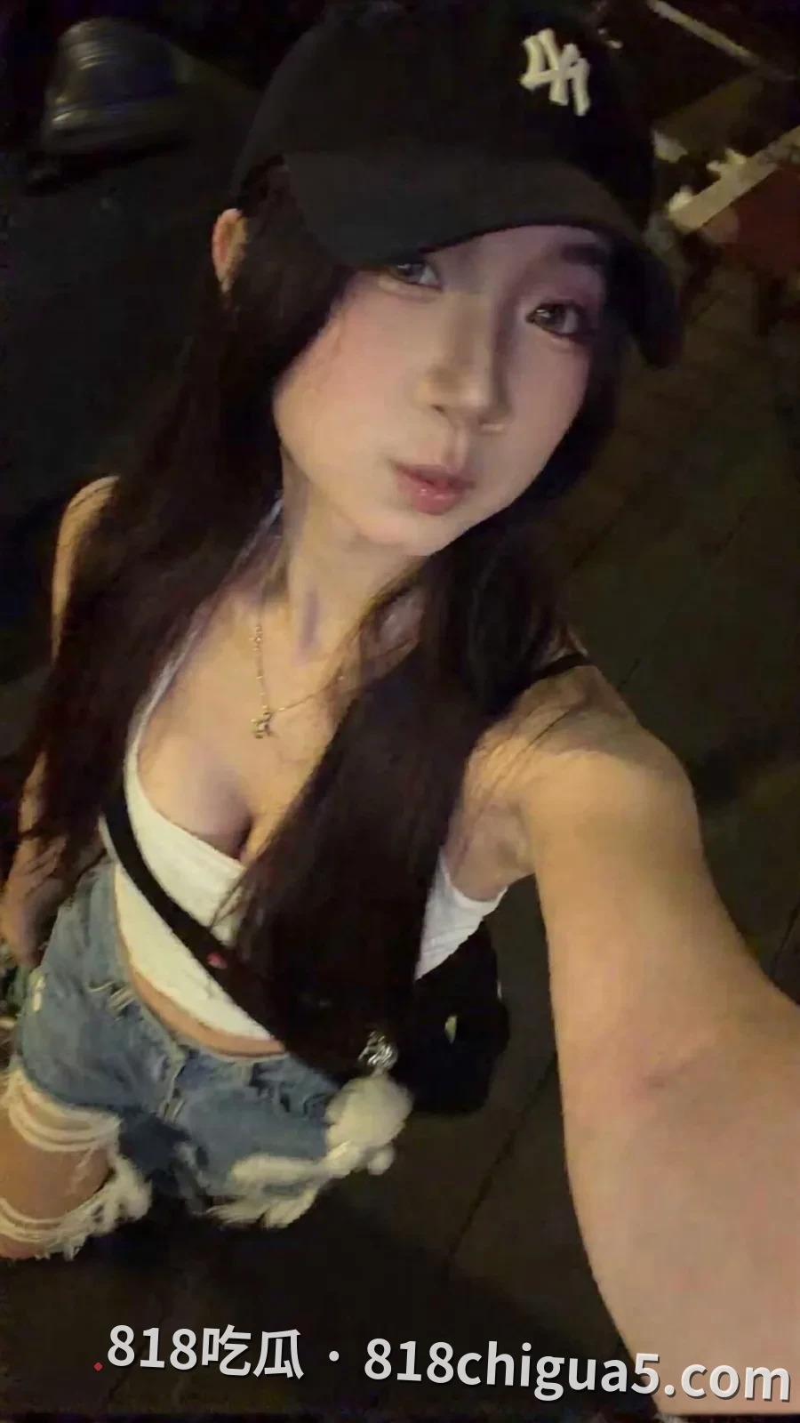 推特上超火的约炮大神独家曝光 酒店无套内射,巨乳排球美女疯狂高潮到失禁,暴力抽插到喷水失控!