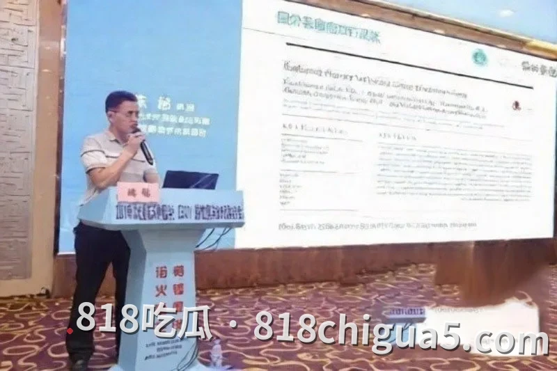 武汉协和医院副主任陈秘强迫女学生发生关系 偷拍与母狗在床上无套中出 浪荡的淫叫声低沉迷人 聊骚与性爱视频惨遭被扒