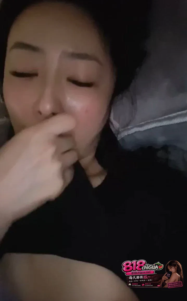 惊天大瓜南京大学女教师王芳性感御姐范酒店开房被中出内射约炮视频全网流传