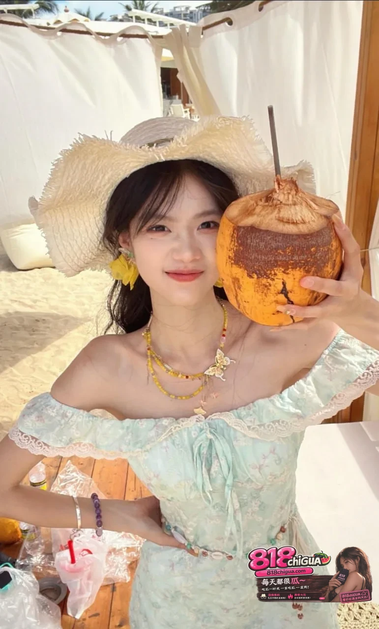 可甜可御成都高颜值女大【李心琪】酒店约炮视频曝光!完美露脸表情魅惑,女上位坐骑扭腰,娇喘声又软又浪