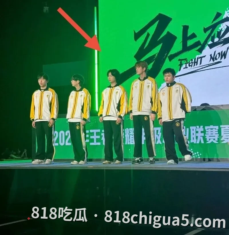 王者荣耀职业选手语钦被女友爆出出轨家暴操粉 纯情人设崩塌 难道打游戏就没有好男人吗