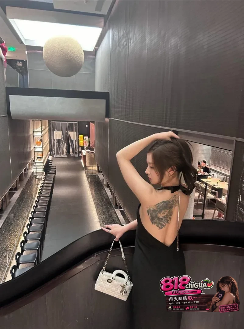 电竞女神纹身小妹小萱露脸约炮 自揉阴蒂湿润后被多体位操逼叫床声听着让人忍不住缴枪