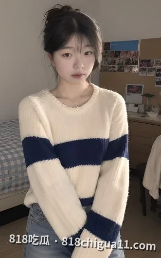 瓜友投稿  极品高颜值母狗张晓琴性爱视频曝光！深夜直播诱惑带着跳蛋连麦求约炮 ，自己掰开小穴展示粉嫩骚逼，高潮状态让所有男人欲罢不能。