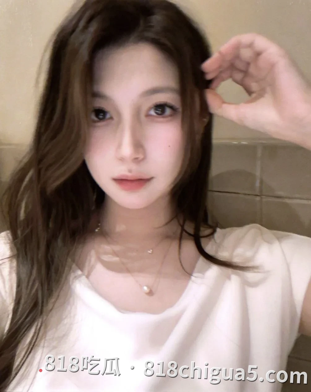 在美的女神也会为钱张开双腿 上海抖音网红周希冉性爱自拍视频流出