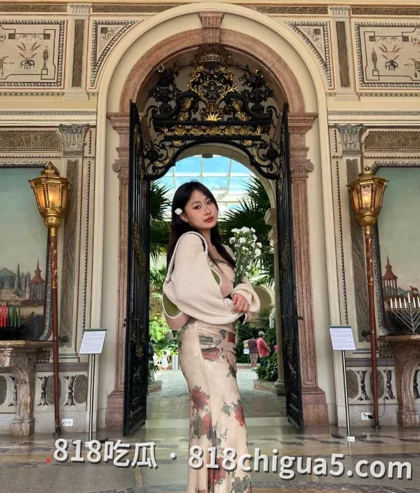 湖北武汉外国语学校美术老师 许澄澄 性爱视频流出 在床上被男友操到淫水四溅