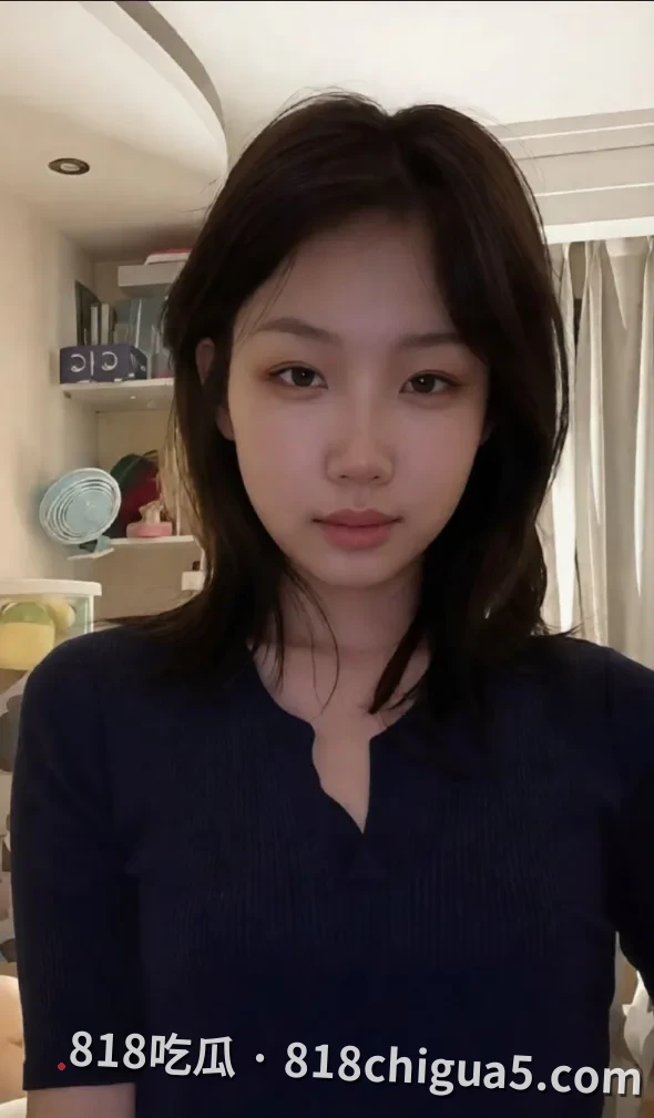杭州嫩妹 宋以薇 露脸自拍自慰视频流出 薄衣到全裸反差直接把人看硬 淫贱表情看着只想操
