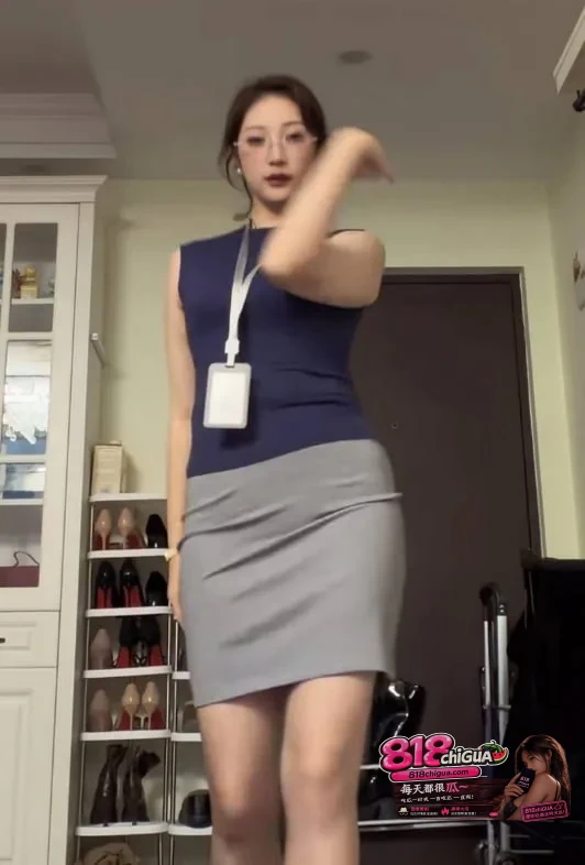 抖音高颜值宝妈在在妈金主定制福利长腿御姐指尖探索奶子乱晃玩弄骚穴