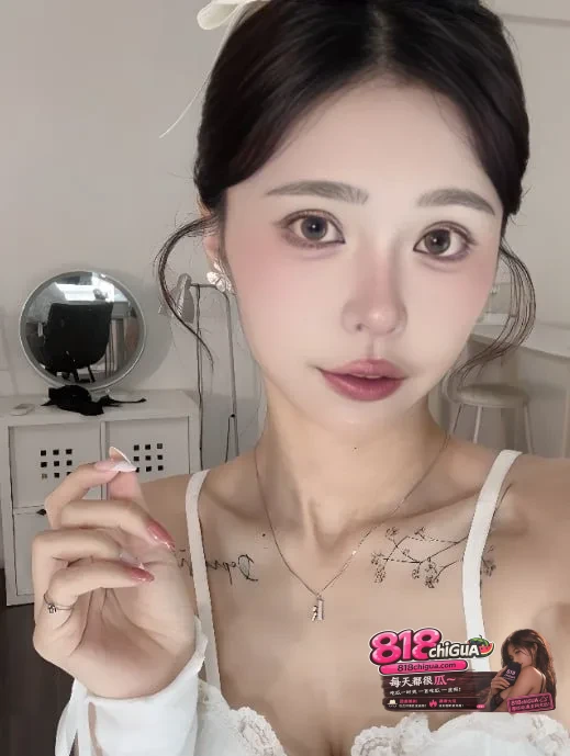 极品高颜值纹身巨乳小网红我有KK与前男友自拍露脸做爱视频外流女上位主动骑乘榨干男友天然巨乳晃的人眼花缭乱